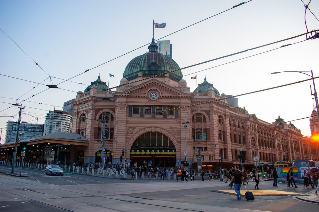 Flinders Street St.（フリンダースストリート駅）